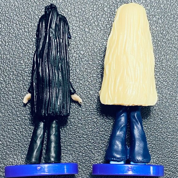 (2) MGA Miniverse MiniBratz 2": Cloe Blond Hair,Jeans/Jade Pretty ‘n Punk London - Picture 2 of 4